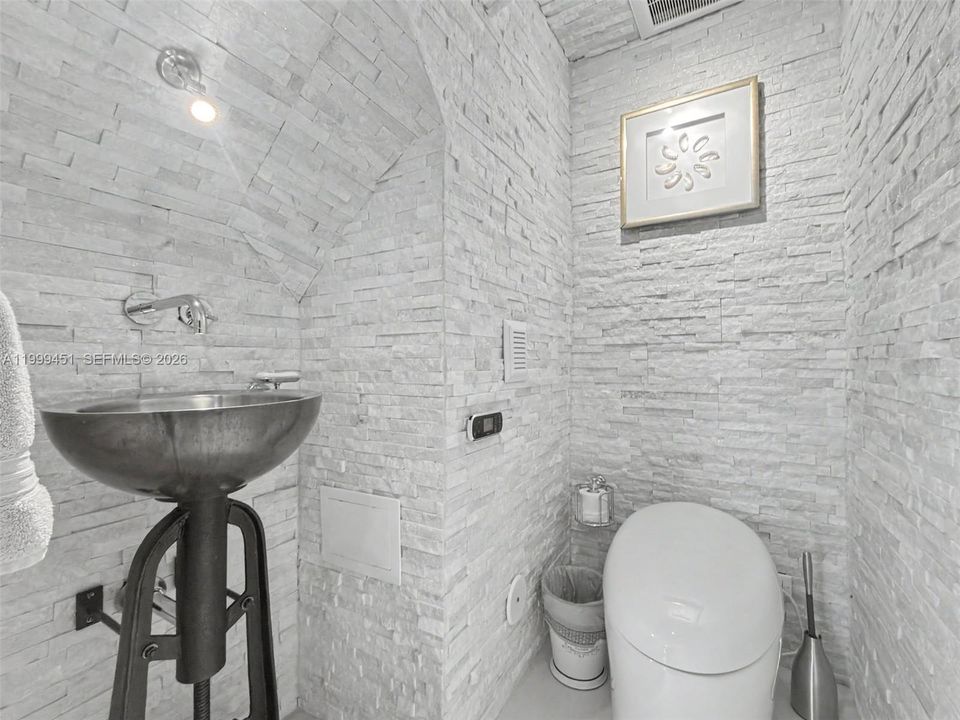 В аренду: $25,000 (4 спален, 4 ванн, 4229 Квадратных фут)
