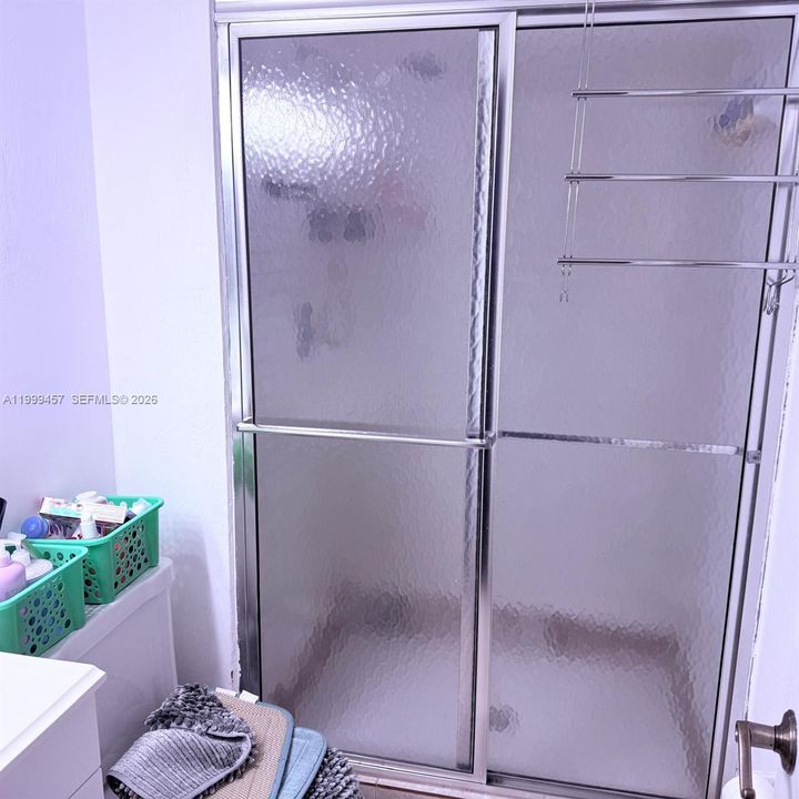 For Sale: $199,500 (2 beds, 2 baths, 949 Square Feet)