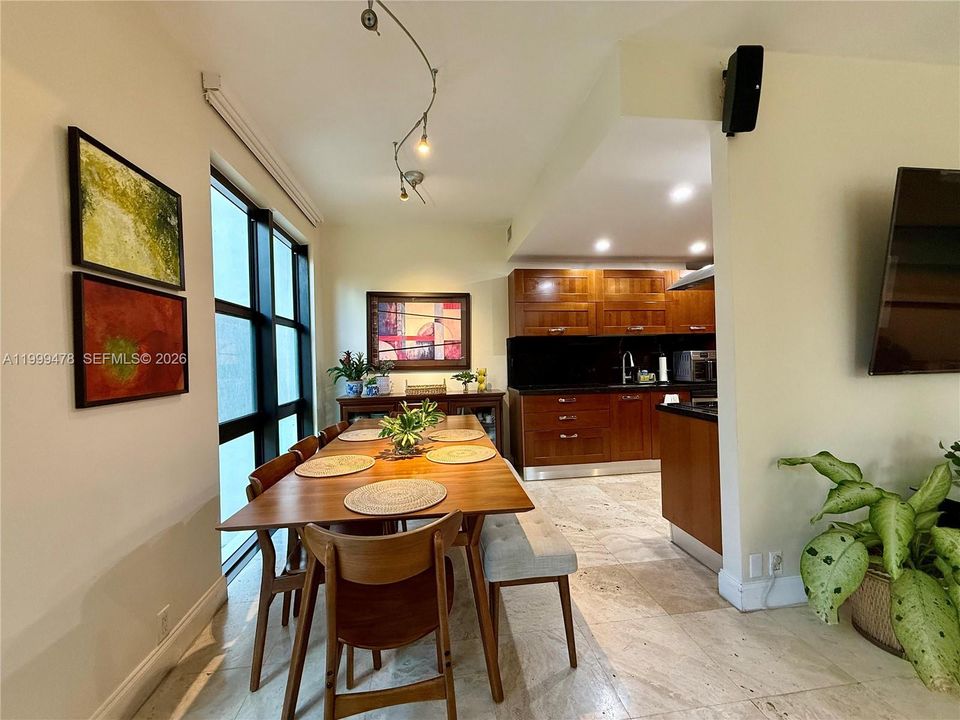 Active With Contract: $7,450 (3 beds, 2 baths, 1782 Square Feet)