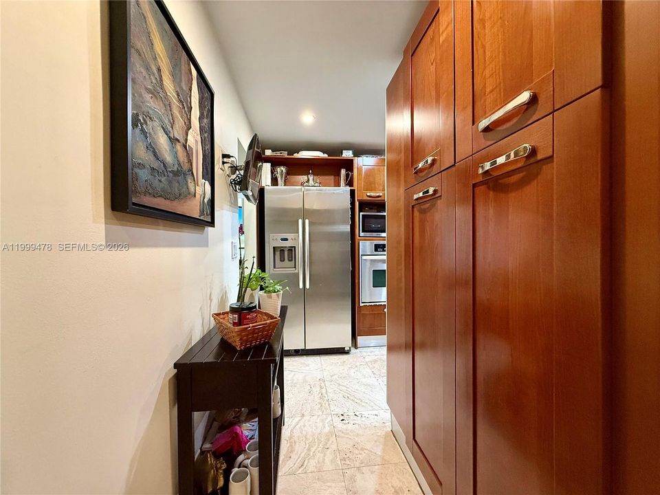 Active With Contract: $7,450 (3 beds, 2 baths, 1782 Square Feet)