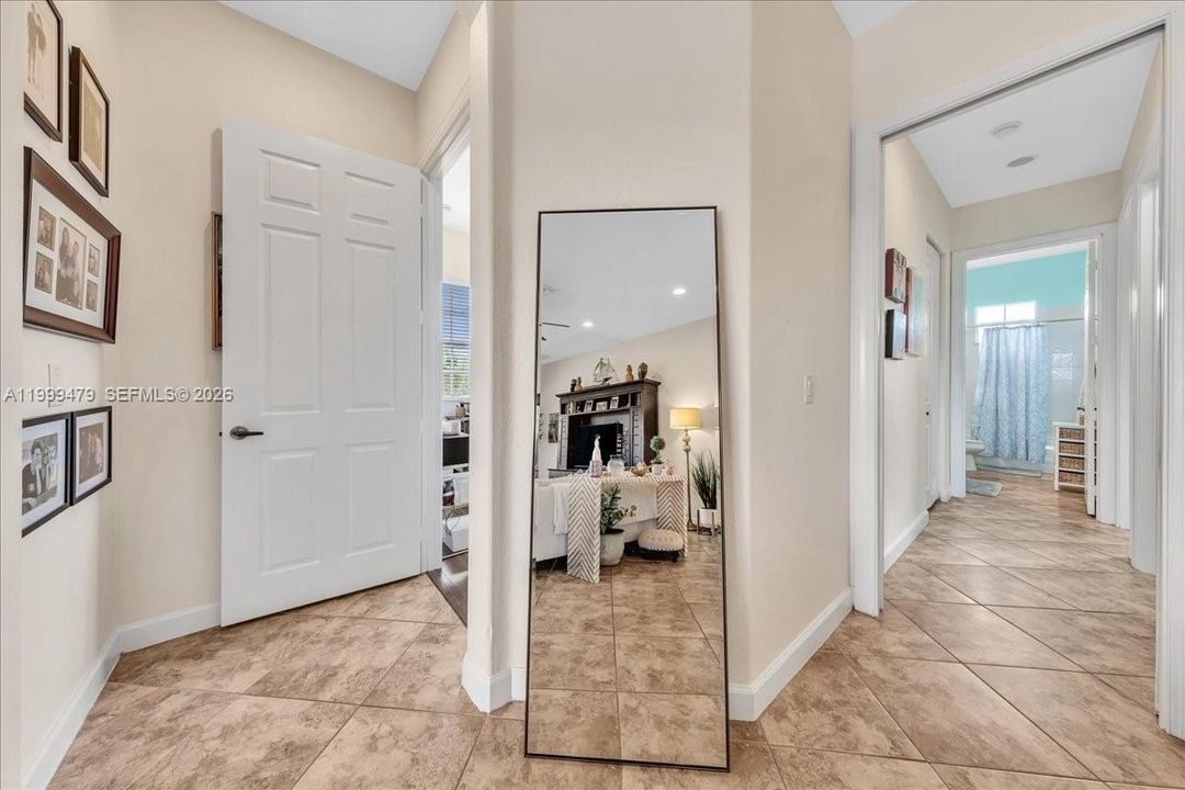 Active With Contract: $475,000 (3 beds, 2 baths, 1524 Square Feet)