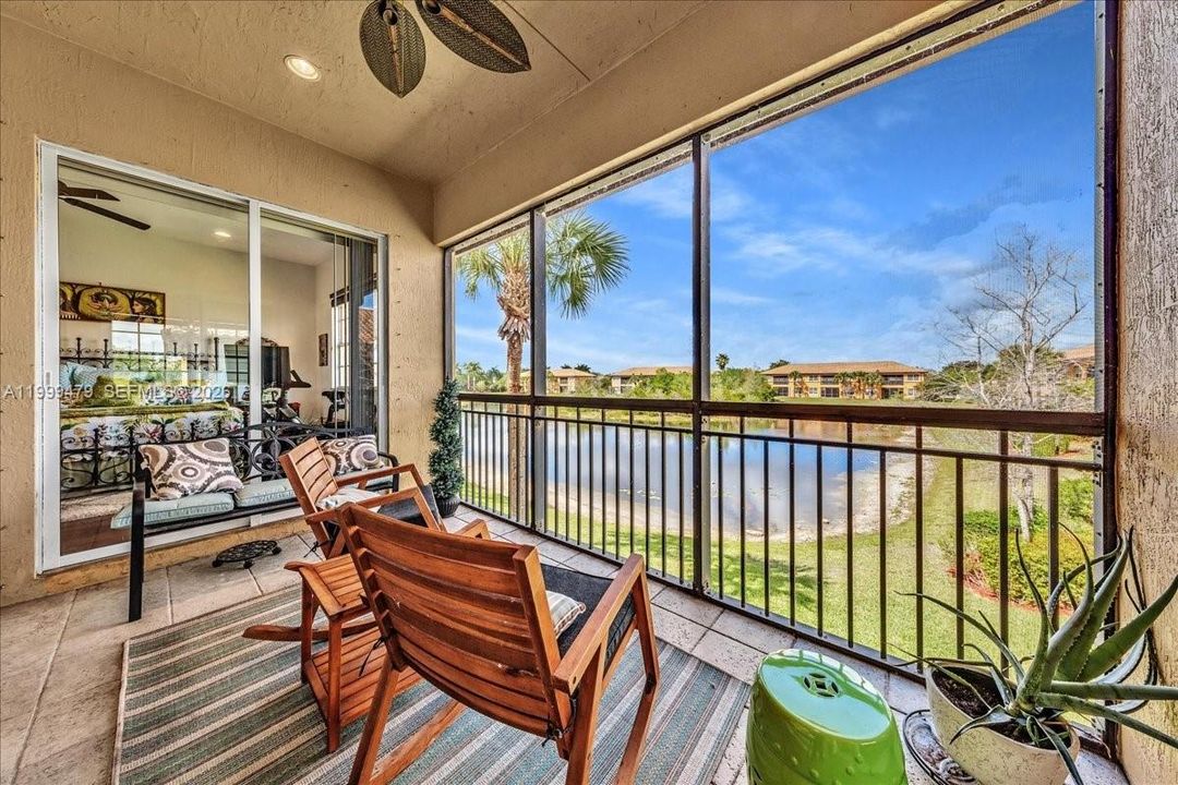 Active With Contract: $475,000 (3 beds, 2 baths, 1524 Square Feet)