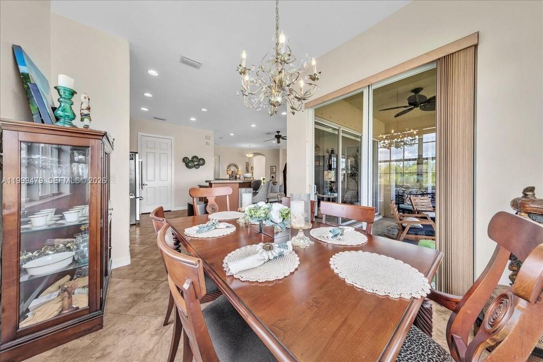 Active With Contract: $475,000 (3 beds, 2 baths, 1524 Square Feet)
