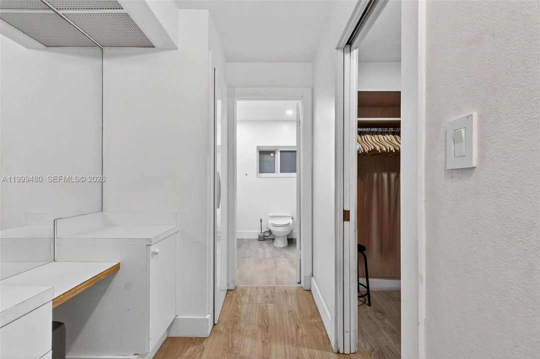 For Sale: $1,250,000 (4 beds, 2 baths, 2368 Square Feet)