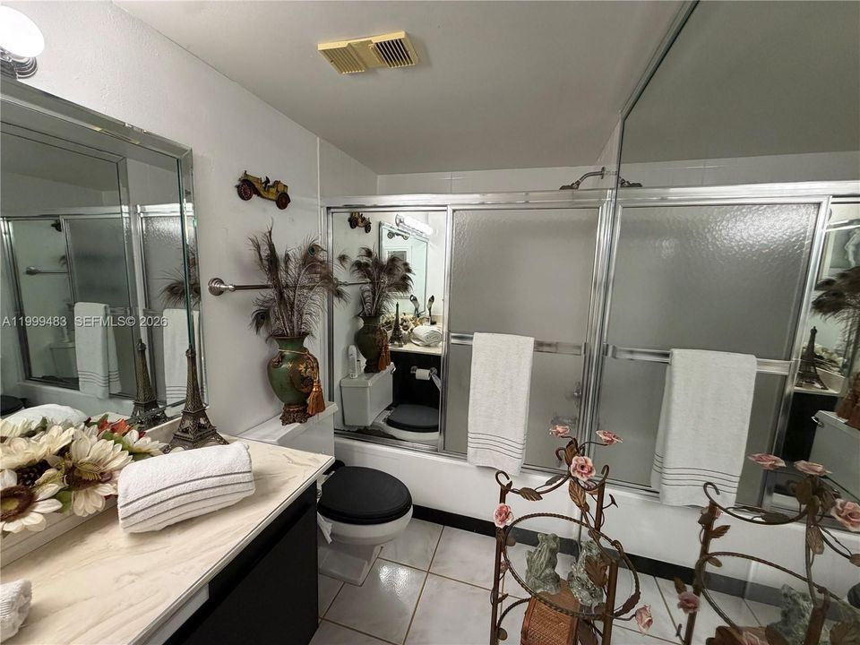 En Venta: $190,000 (1 camas, 1 baños, 918 Pies cuadrados)