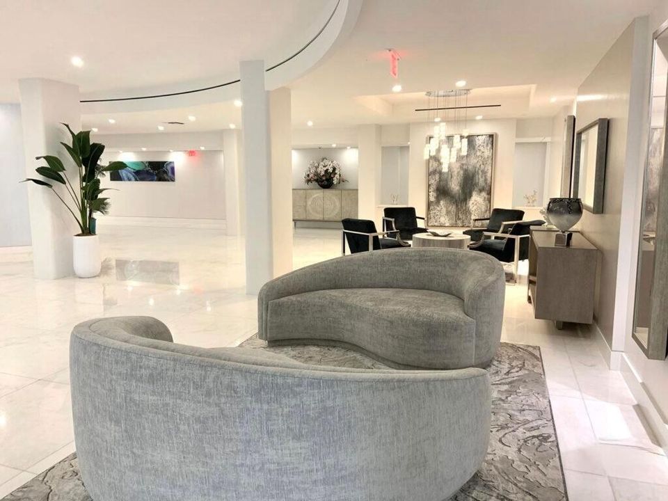 4.-BARCLAY-LOBBY-2