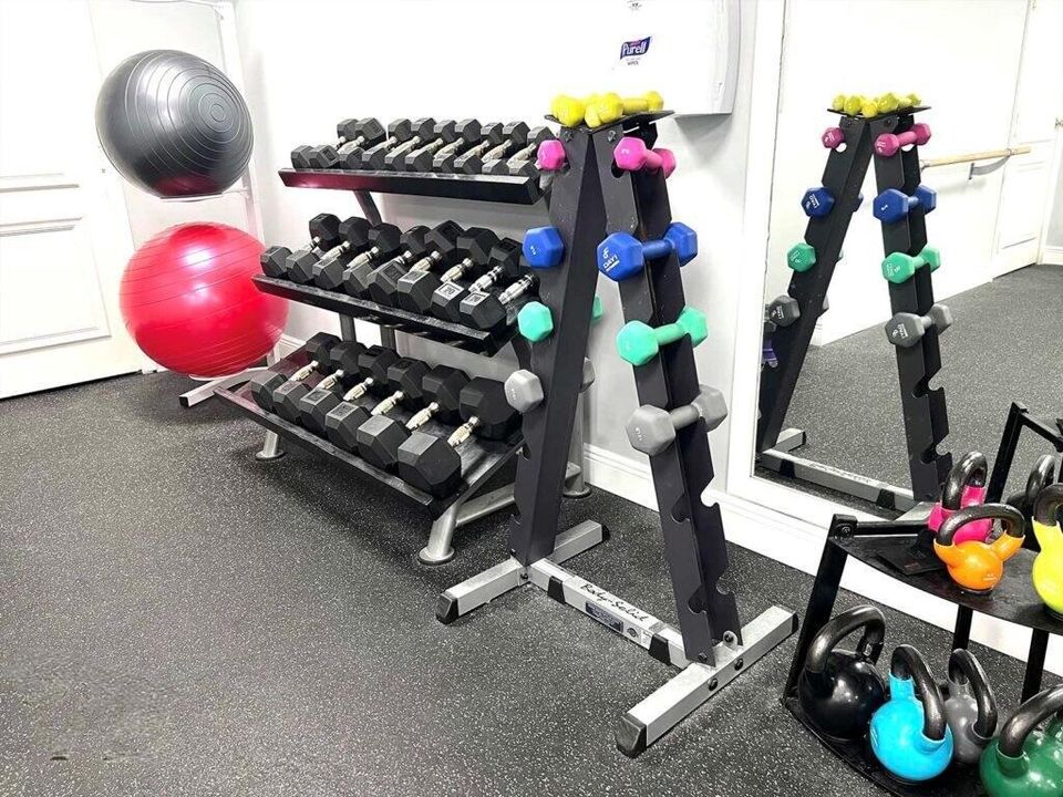 3d.-BARCLAY-GYM-3