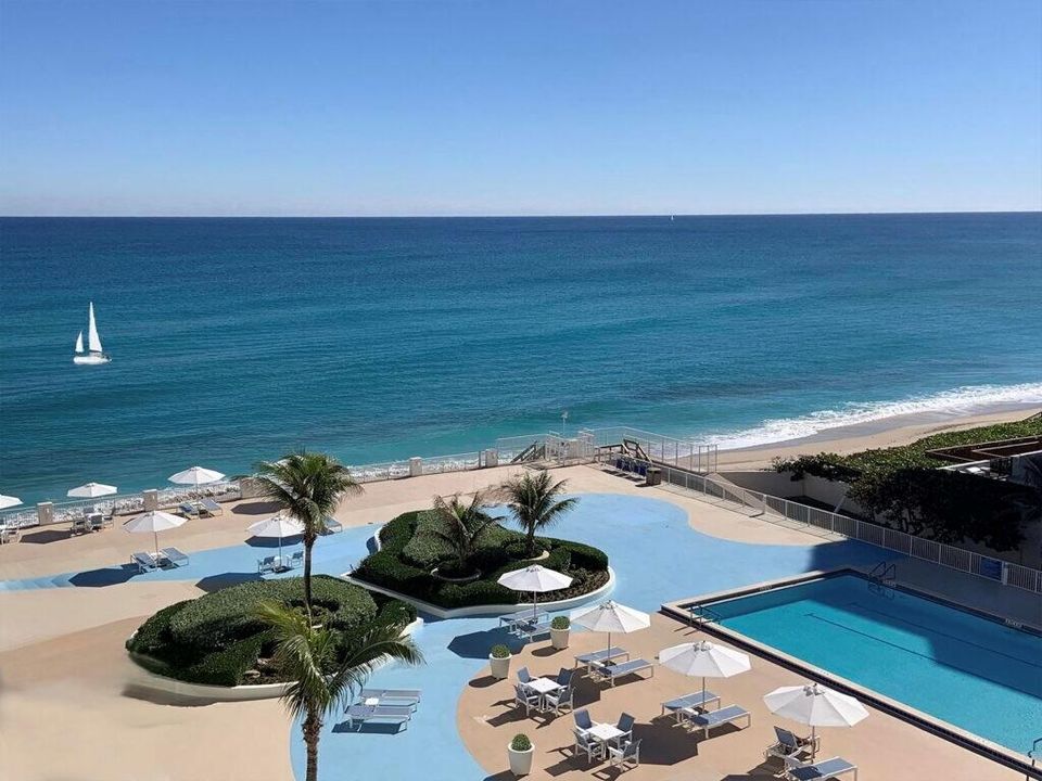 1b.-BARCLAY-POOL-DECK-VIEW