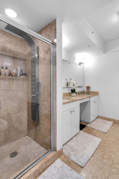 For Sale: $1,995,000 (2 beds, 2 baths, 1550 Square Feet)