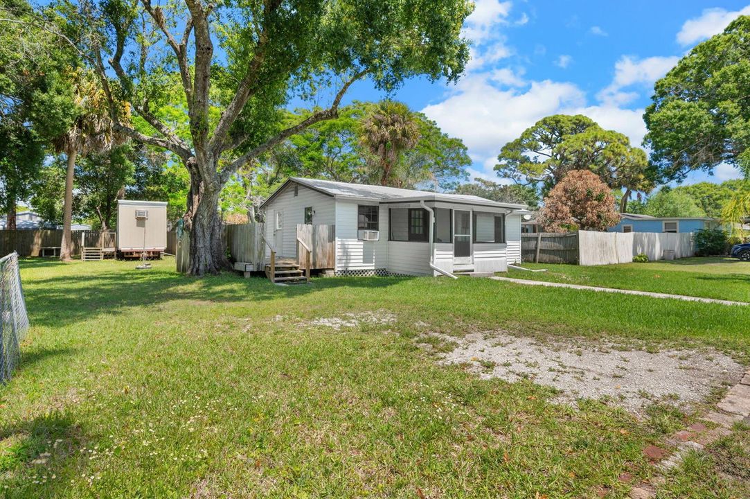 13-web-or-mls-390 Baysinger Ave - 13