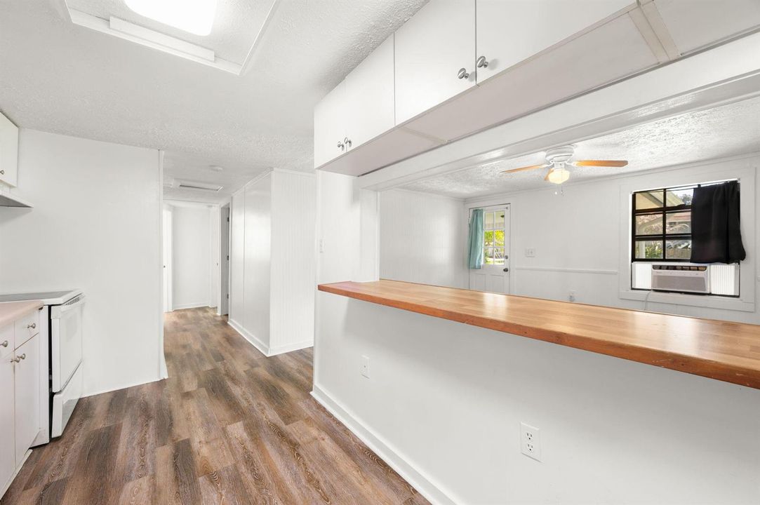 6-web-or-mls-390 Baysinger Ave - 6