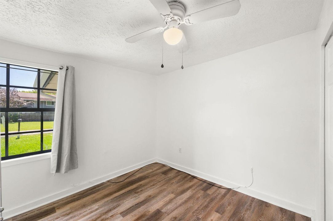 11-web-or-mls-390 Baysinger Ave - 11