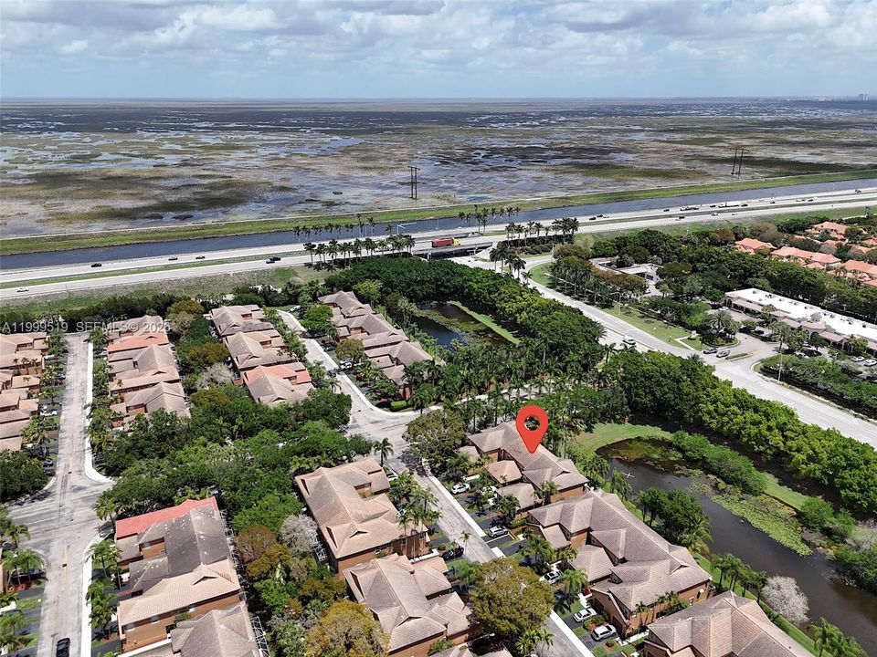 Active With Contract: $400,000 (2 beds, 1 baths, 969 Square Feet)