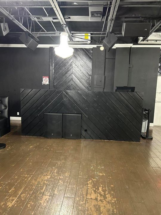 Gala DJ Booth