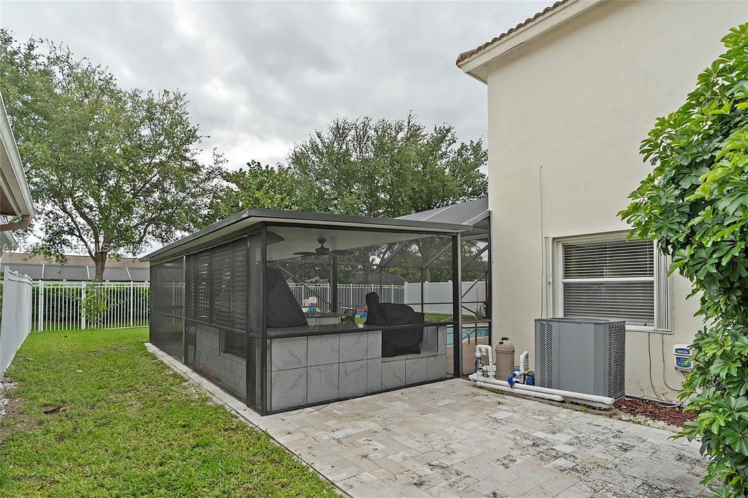 For Sale: $675,000 (4 beds, 2 baths, 2058 Square Feet)