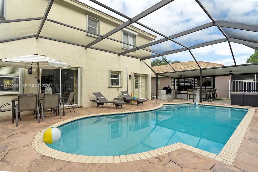 For Sale: $675,000 (4 beds, 2 baths, 2058 Square Feet)