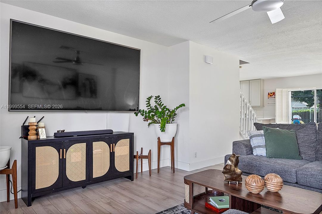For Sale: $675,000 (4 beds, 2 baths, 2058 Square Feet)