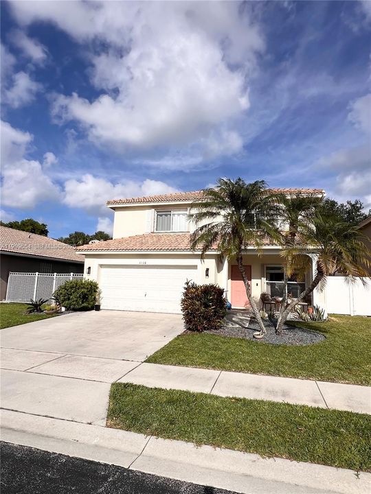 For Sale: $675,000 (4 beds, 2 baths, 2058 Square Feet)