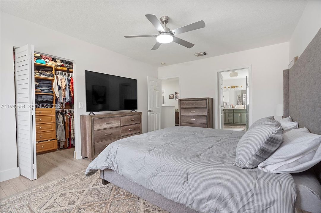 For Sale: $675,000 (4 beds, 2 baths, 2058 Square Feet)