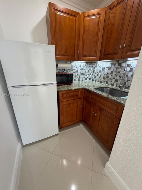 Recently Rented: $1,200 (1 beds, 1 baths, 1920 Square Feet)