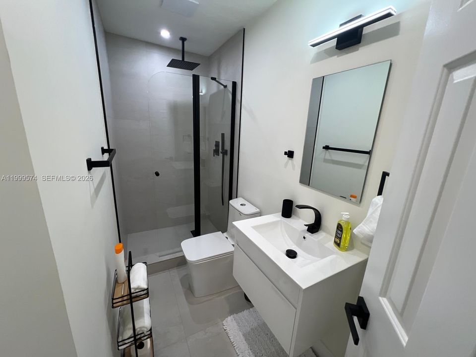 В аренду: $2,700 (3 спален, 2 ванн, 1620 Квадратных фут)