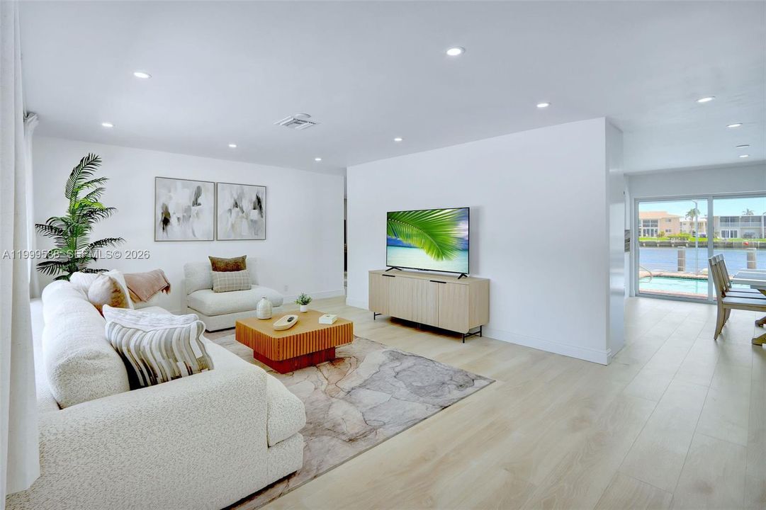 Recently Sold: $1,650,000 (4 beds, 3 baths, 2247 Square Feet)