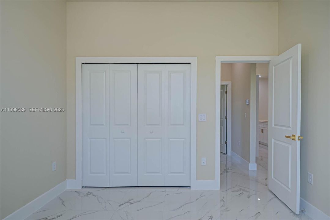 En Venta: $319,900 (3 camas, 2 baños, 1632 Pies cuadrados)
