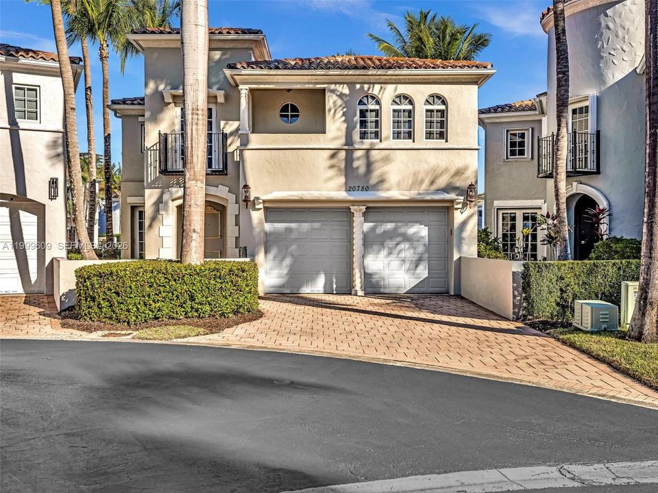 En Venta: $1,845,000 (4 camas, 4 baños, 2954 Pies cuadrados)