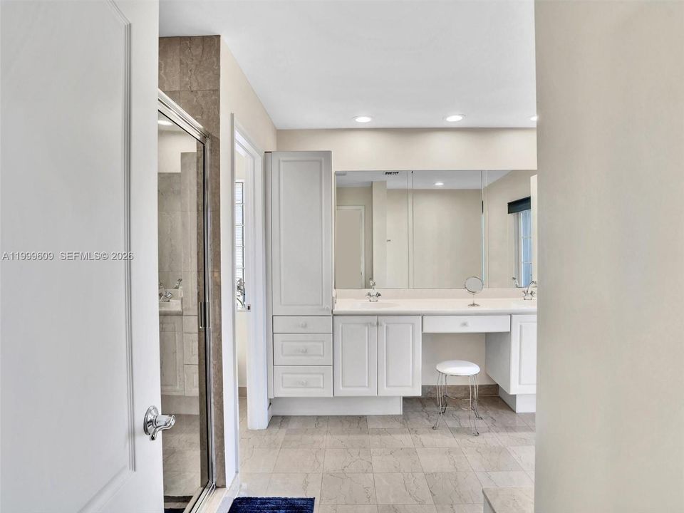 En Venta: $1,845,000 (4 camas, 4 baños, 2954 Pies cuadrados)