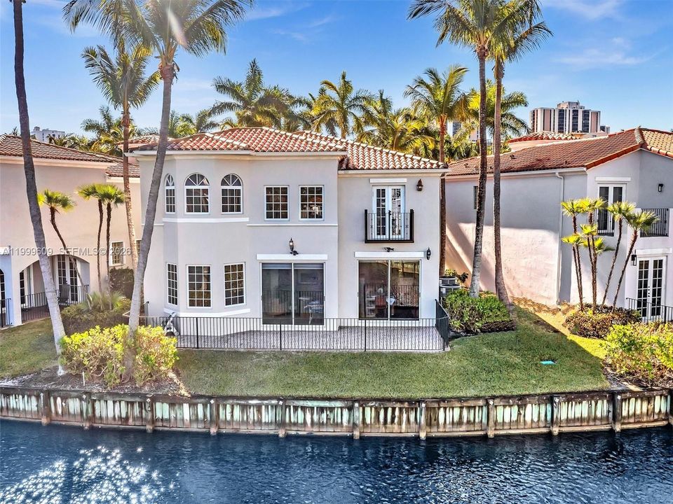 En Venta: $1,845,000 (4 camas, 4 baños, 2954 Pies cuadrados)