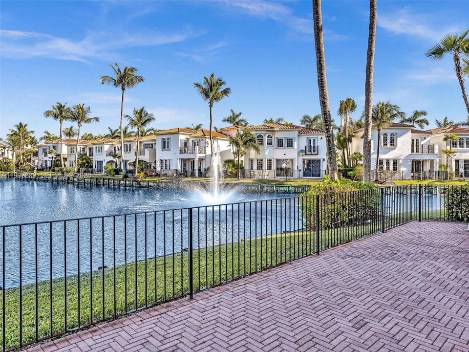 En Venta: $1,845,000 (4 camas, 4 baños, 2954 Pies cuadrados)