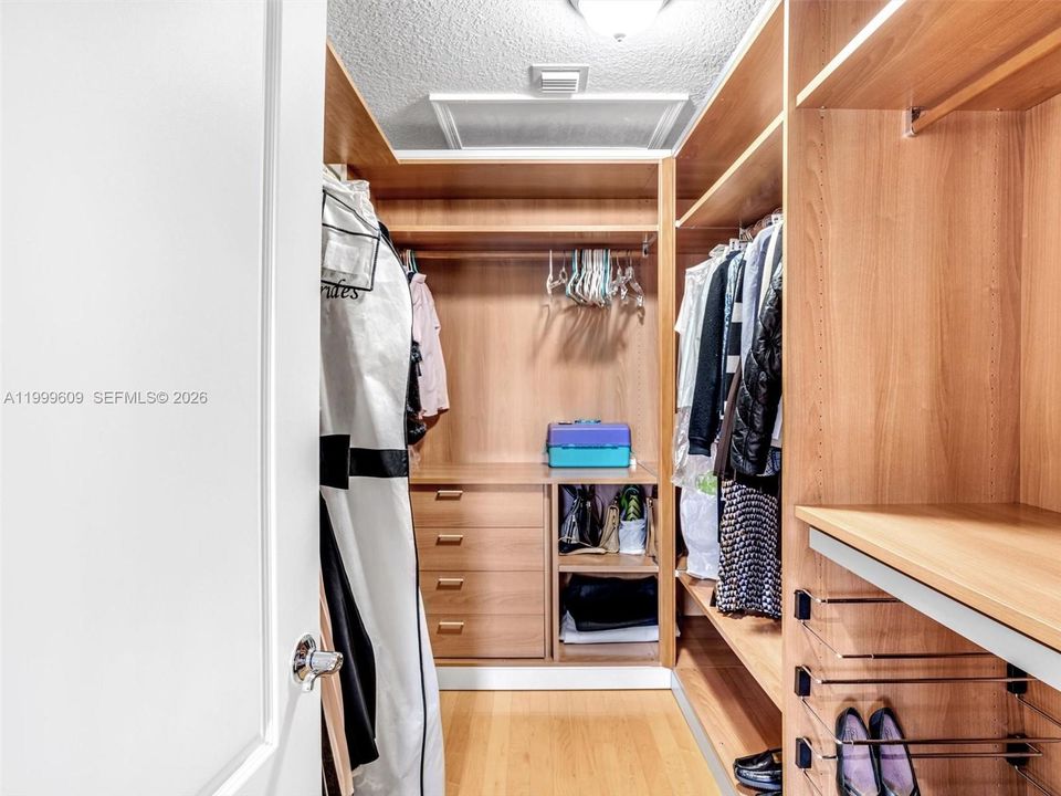 En Venta: $1,845,000 (4 camas, 4 baños, 2954 Pies cuadrados)