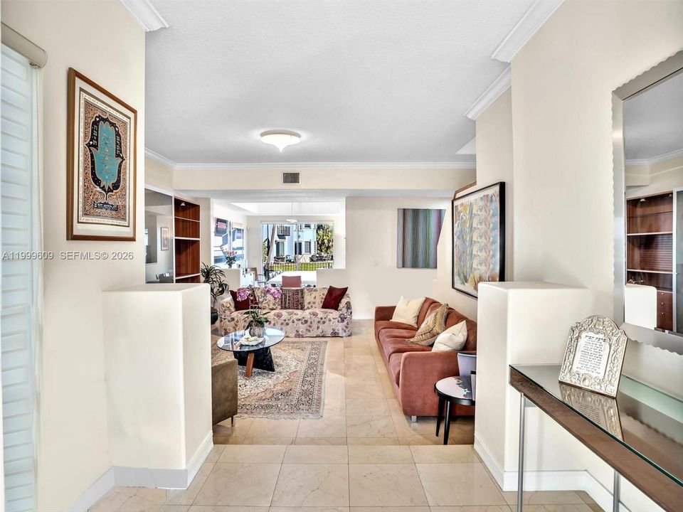 En Venta: $1,845,000 (4 camas, 4 baños, 2954 Pies cuadrados)