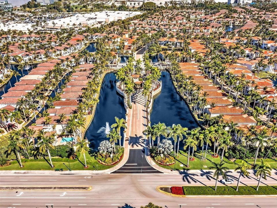 En Venta: $1,845,000 (4 camas, 4 baños, 2954 Pies cuadrados)