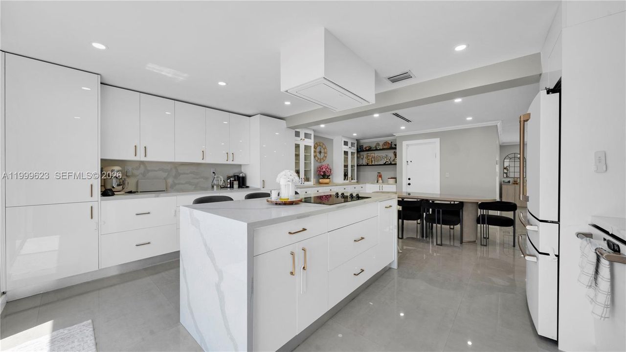 На продажу: $975,000 (3 спален, 2 ванн, 0 Квадратных фут)