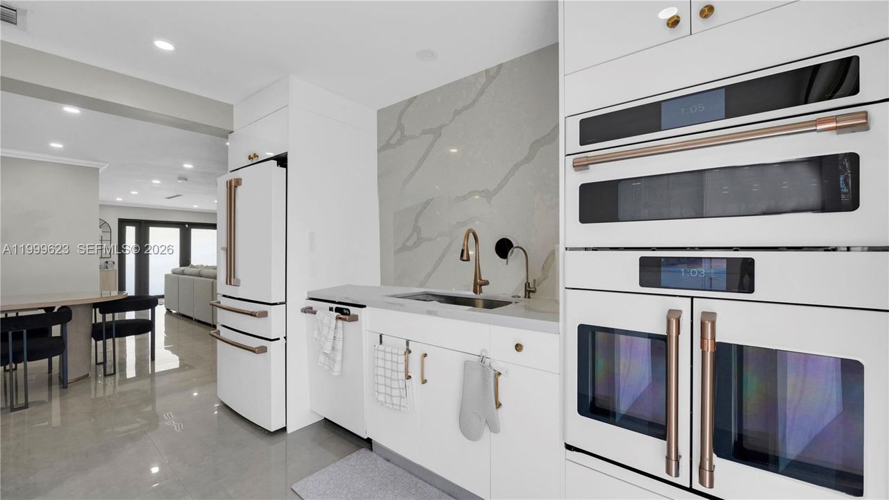 На продажу: $975,000 (3 спален, 2 ванн, 0 Квадратных фут)
