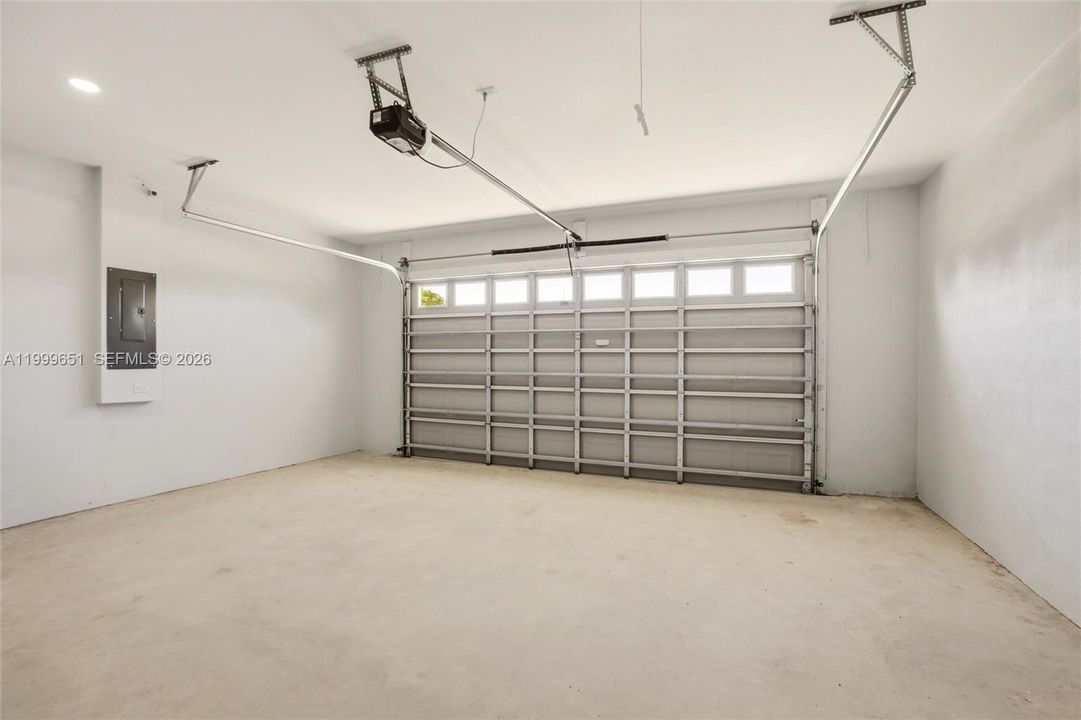 На продажу: $329,900 (3 спален, 2 ванн, 0 Квадратных фут)