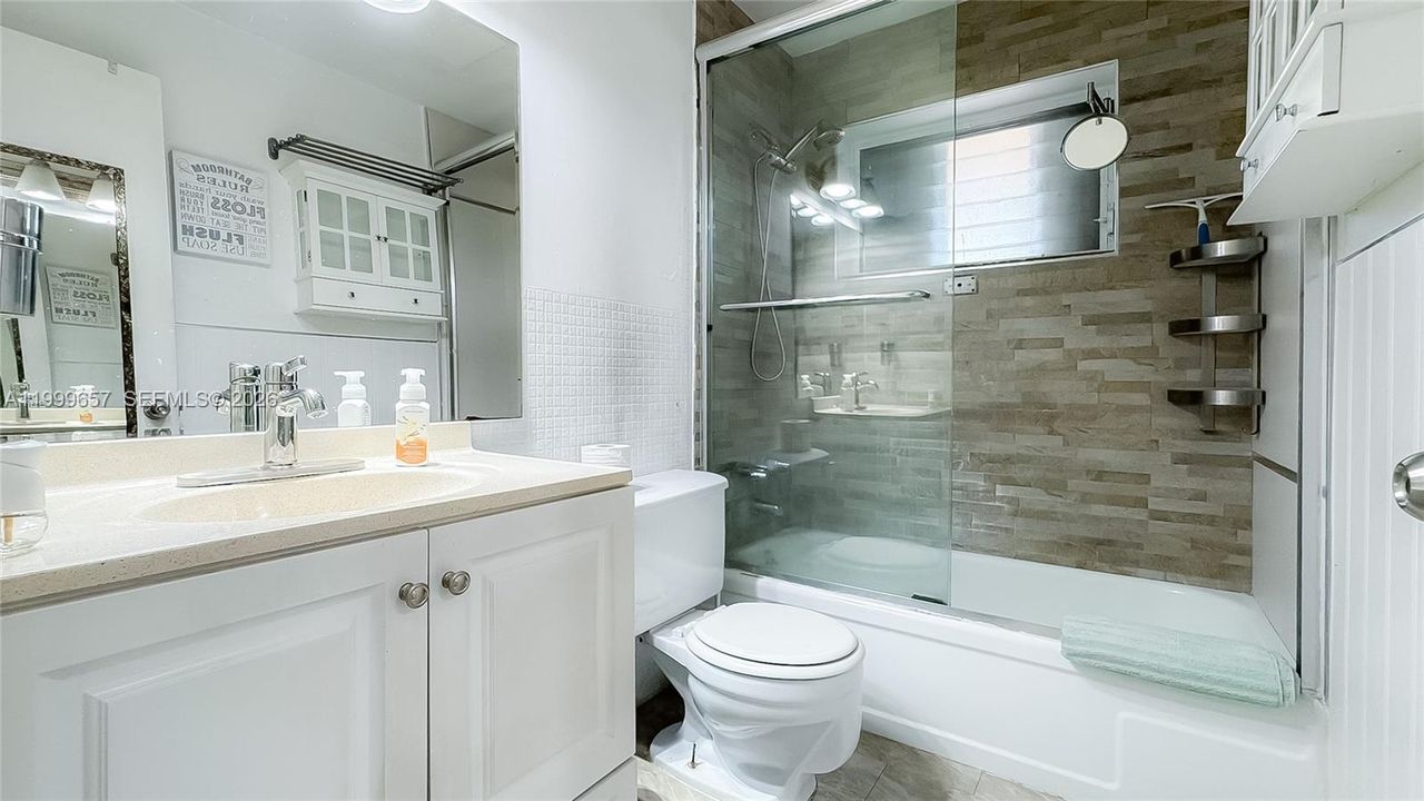 Activo con contrato: $95,000 (1 camas, 1 baños, 748 Pies cuadrados)