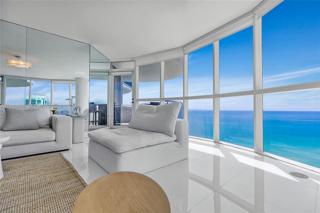 Active With Contract: $8,000 (3 beds, 2 baths, 1700 Square Feet)