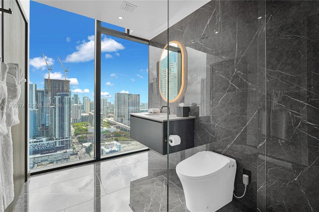 For Sale: $1,563,200 (2 beds, 2 baths, 977 Square Feet)