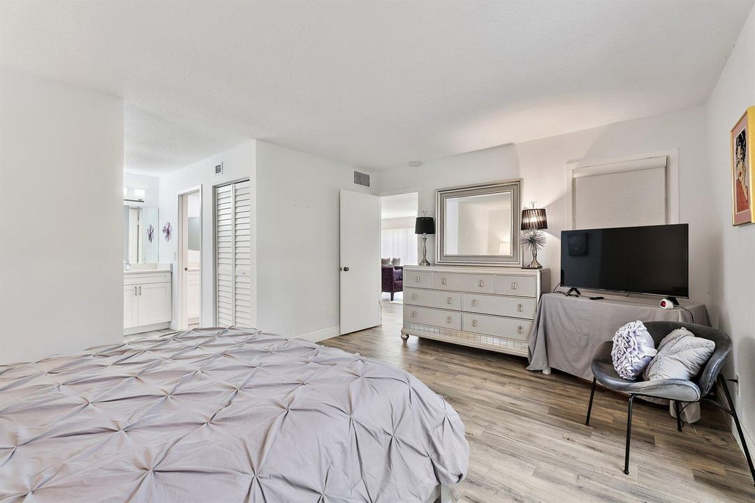 024-128BrackenwoodRd-PalmBeachGardens-SM