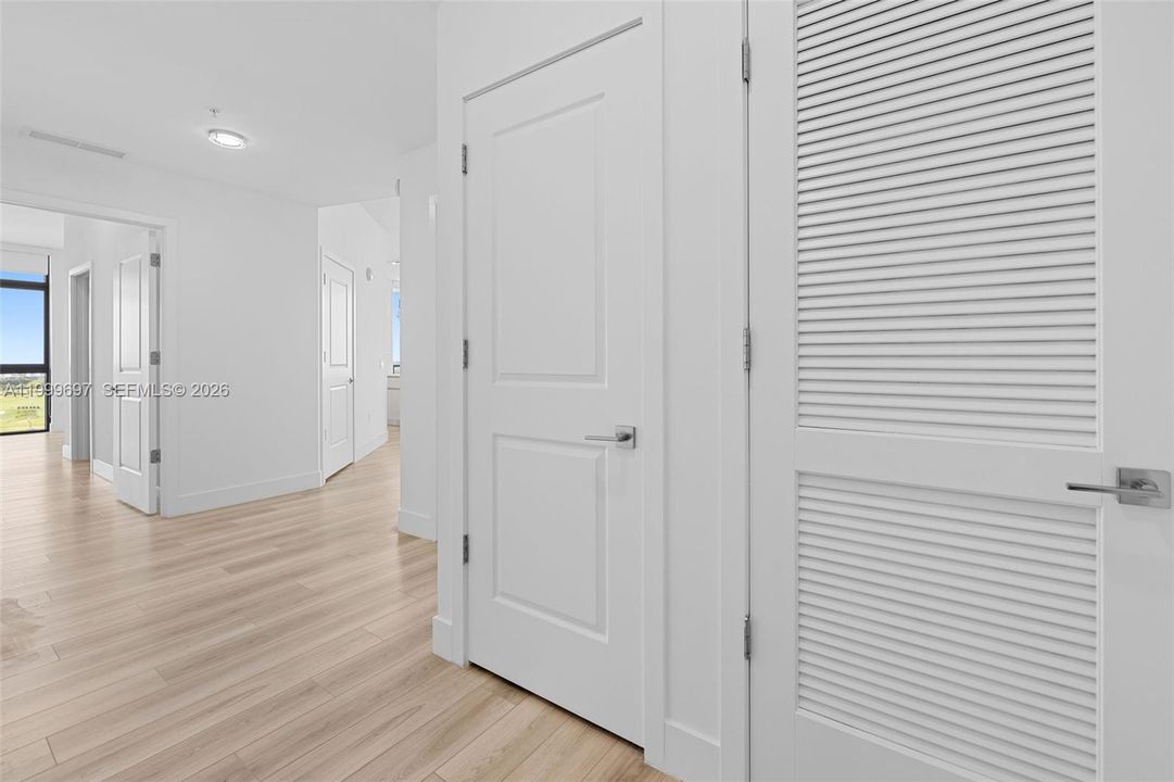 Activo con contrato: $4,475 (2 camas, 2 baños, 1483 Pies cuadrados)