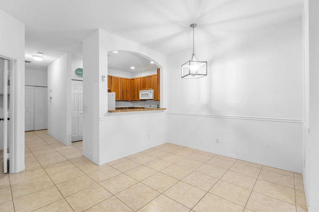 014-4891BonsaiCircle-101-PalmBeachGarden