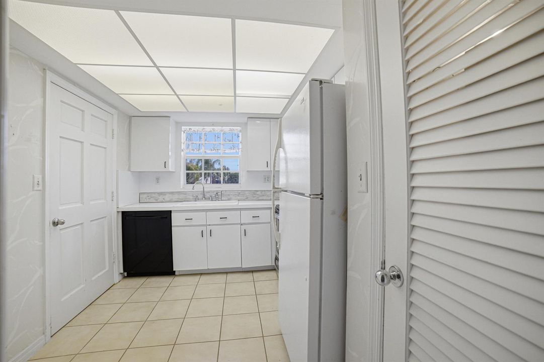 Kitchen-B