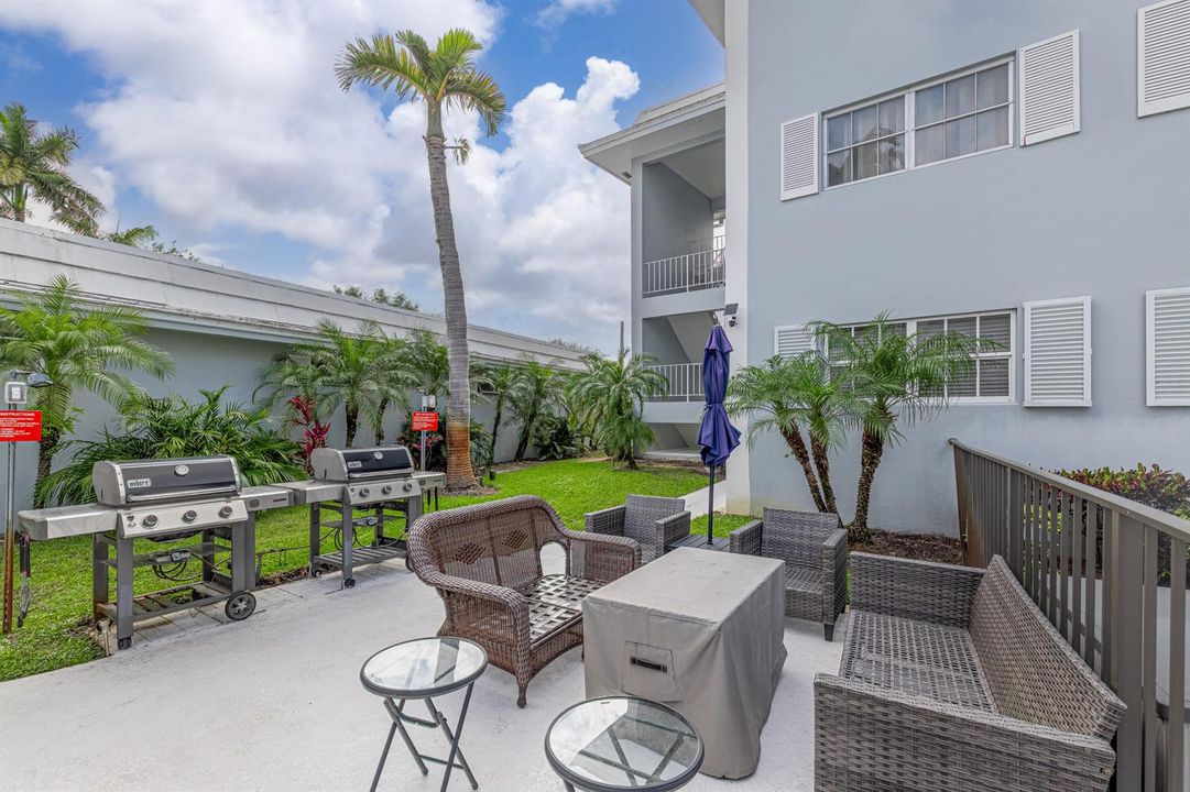 Pool-BBQ Area-B