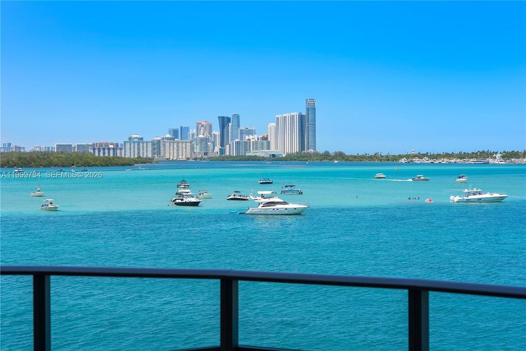For Sale: $3,790,000 (2 beds, 3 baths, 2514 Square Feet)