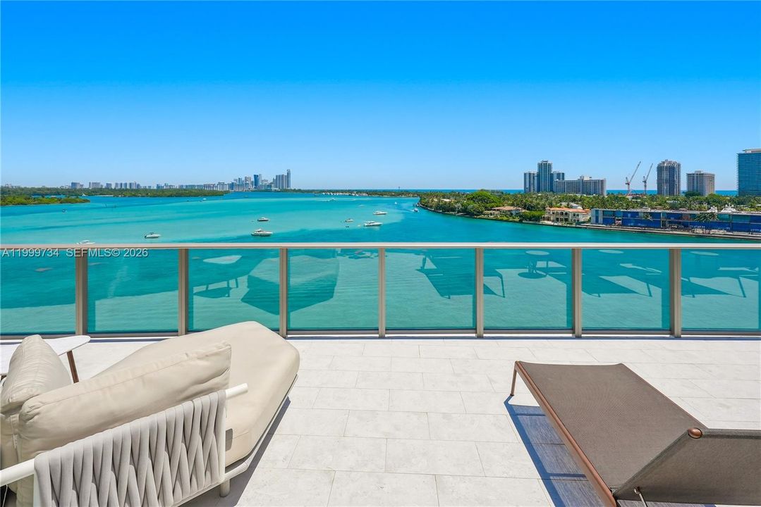 For Sale: $3,790,000 (2 beds, 3 baths, 2514 Square Feet)