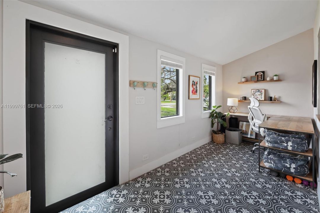 待售: $799,000 (3 贝兹, 2 浴室, 1409 平方英尺)