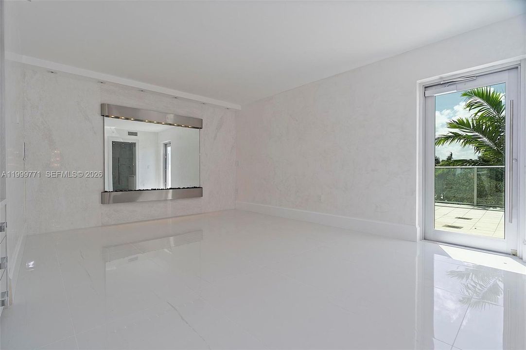 En Venta: $1,874,000 (2 camas, 4 baños, 2408 Pies cuadrados)
