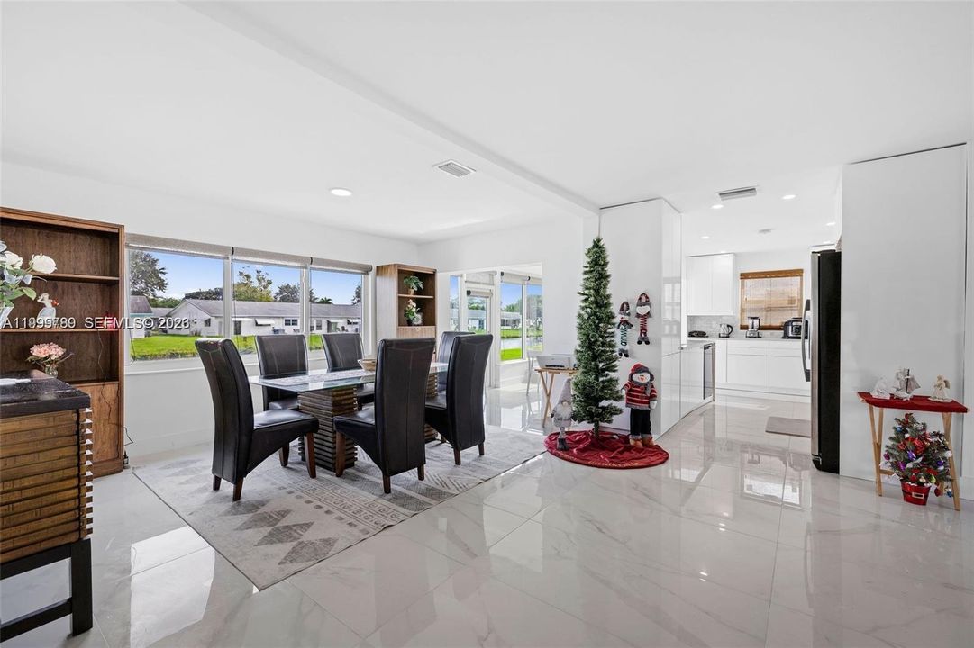 En Venta: $456,500 (2 camas, 2 baños, 1438 Pies cuadrados)